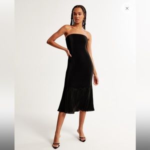 Abercrombie Giselle Pleat Release Midi Dress, Black